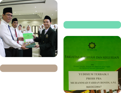 Penyerahan penghargaan maahasiswa terbaik ke-1